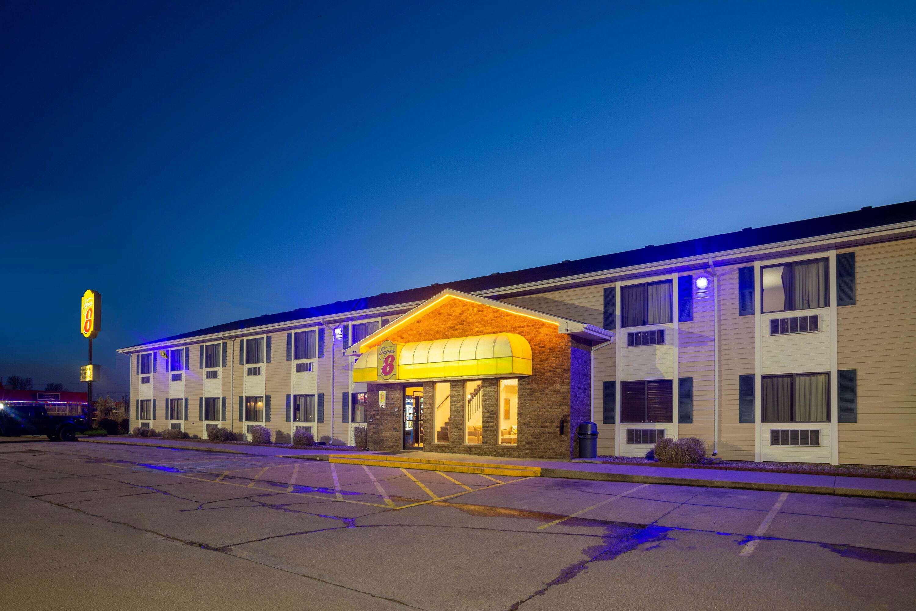 Super 8 By Wyndham 2*