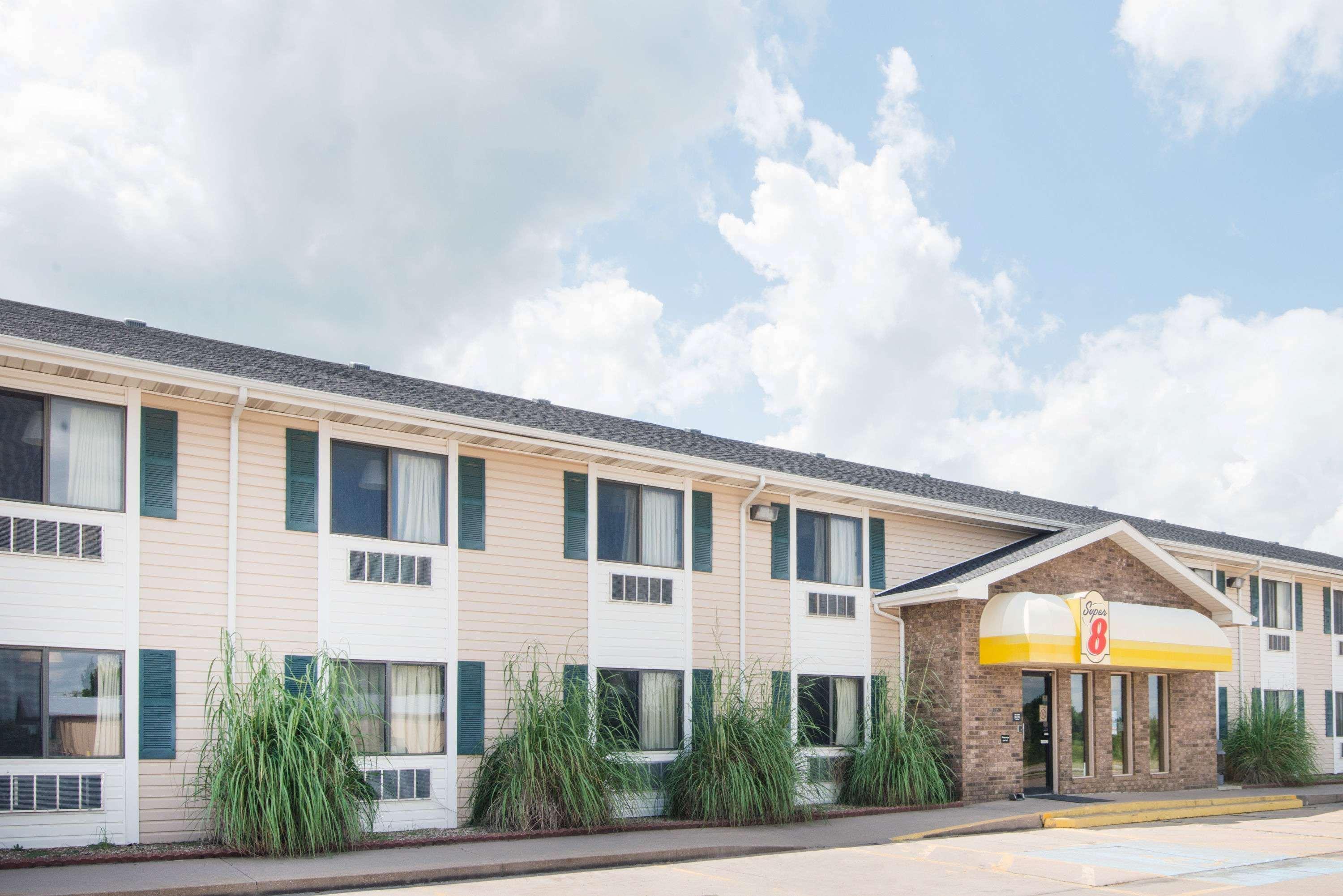 Super 8 By Wyndham El Dorado