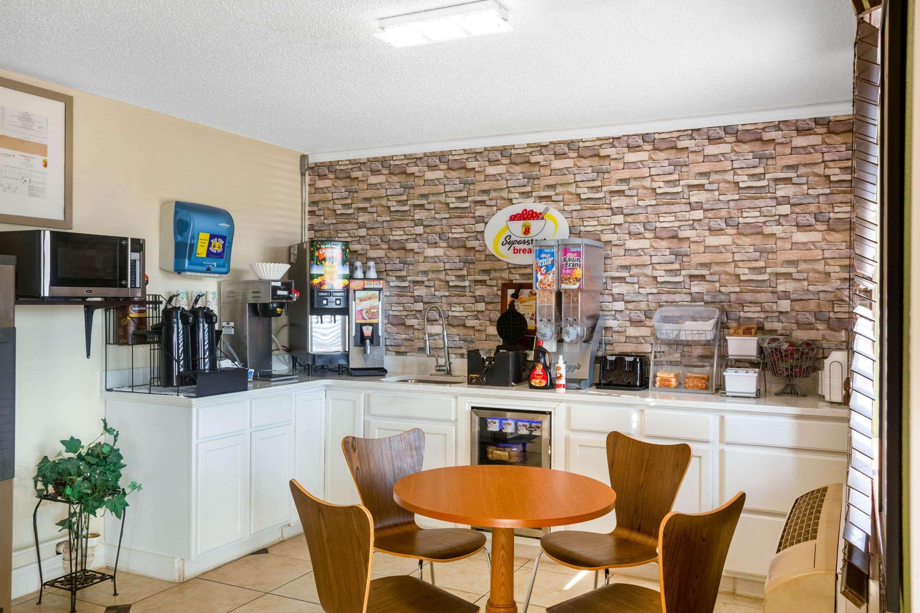 Super 8 By Wyndham